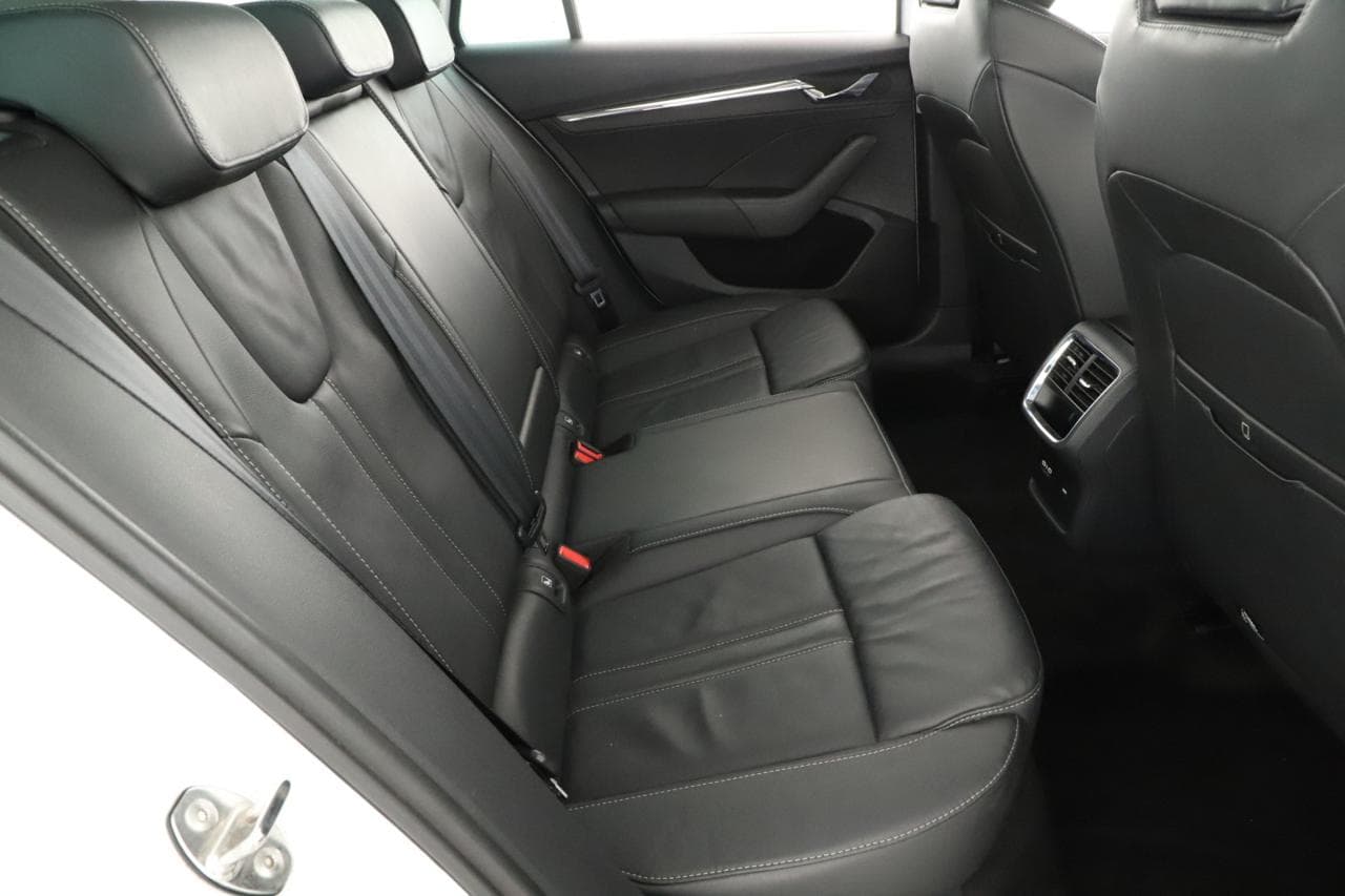 2021 Škoda OCTAVIA - 11