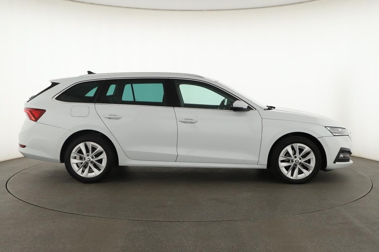 2021 Škoda OCTAVIA - 8