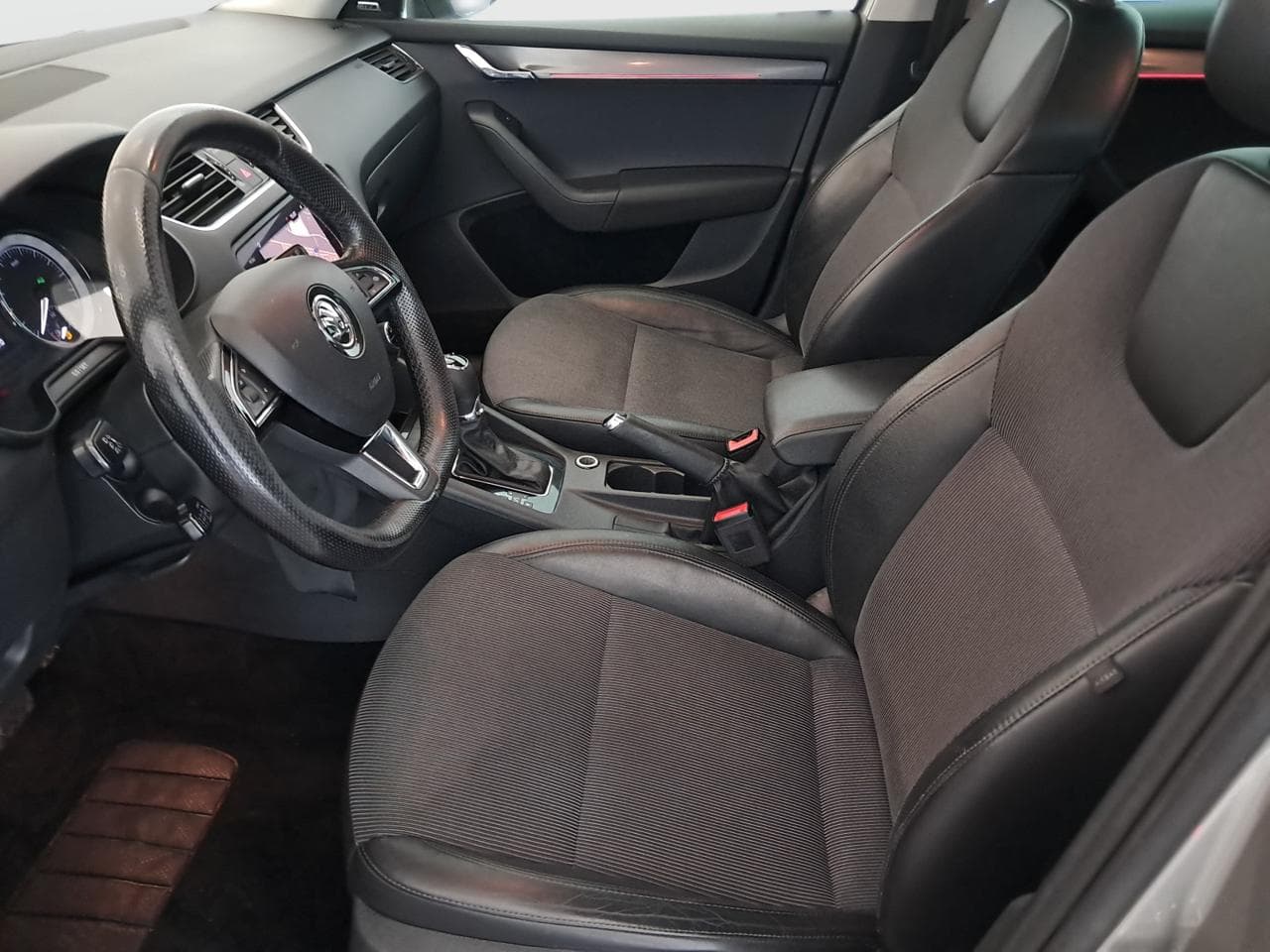 2018 Škoda OCTAVIA - 16