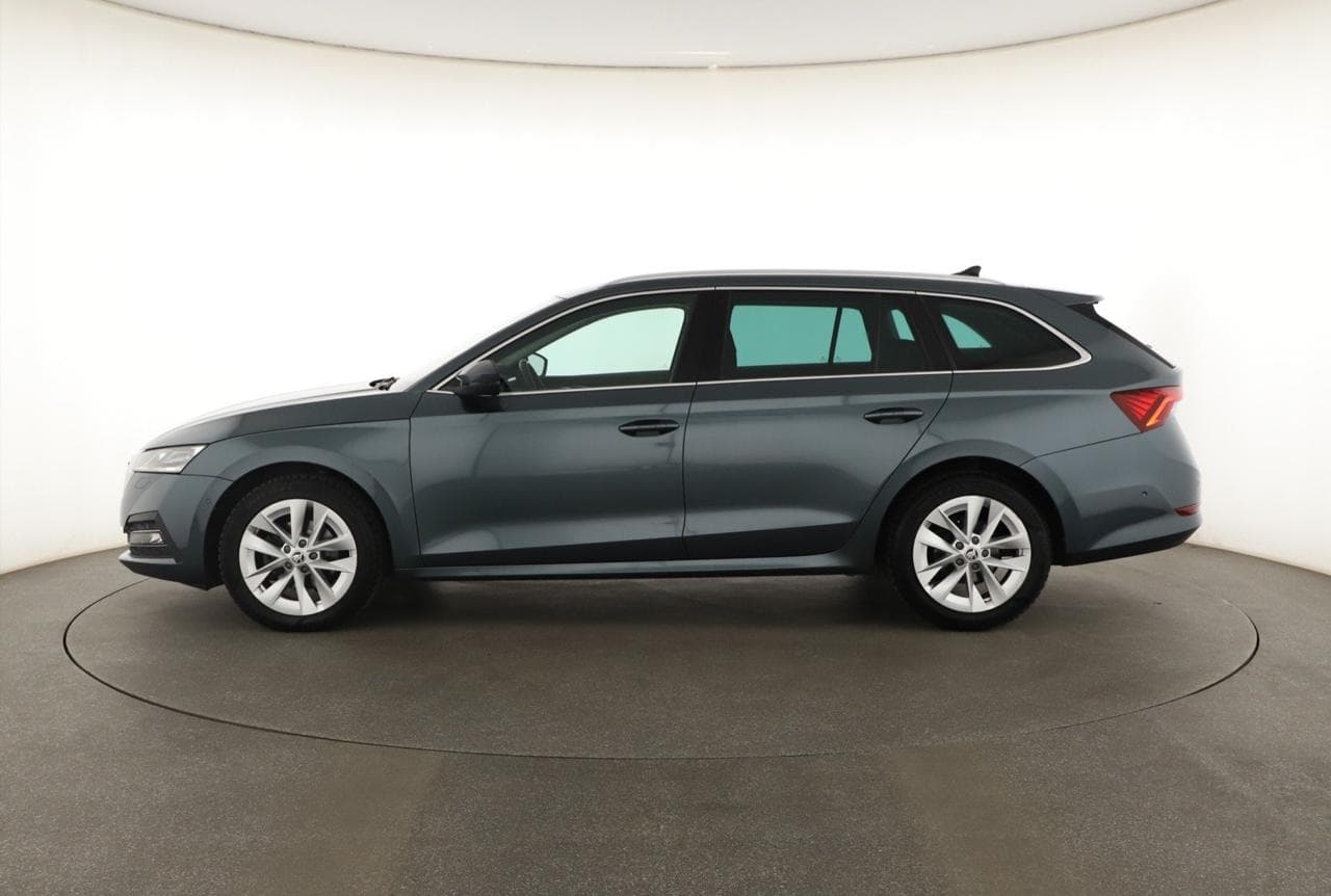 2021 Škoda OCTAVIA - 4
