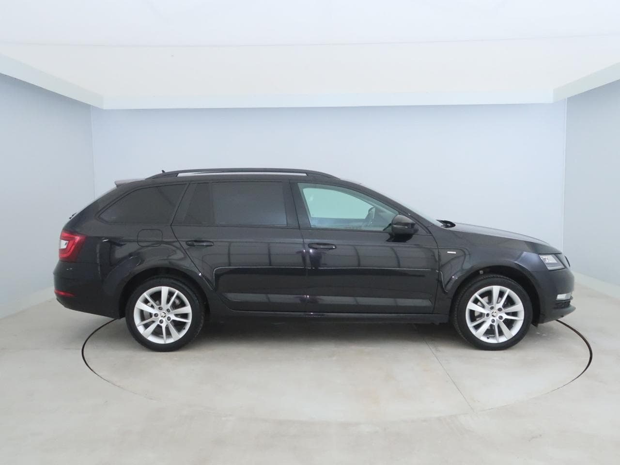 2018 Škoda OCTAVIA - 8