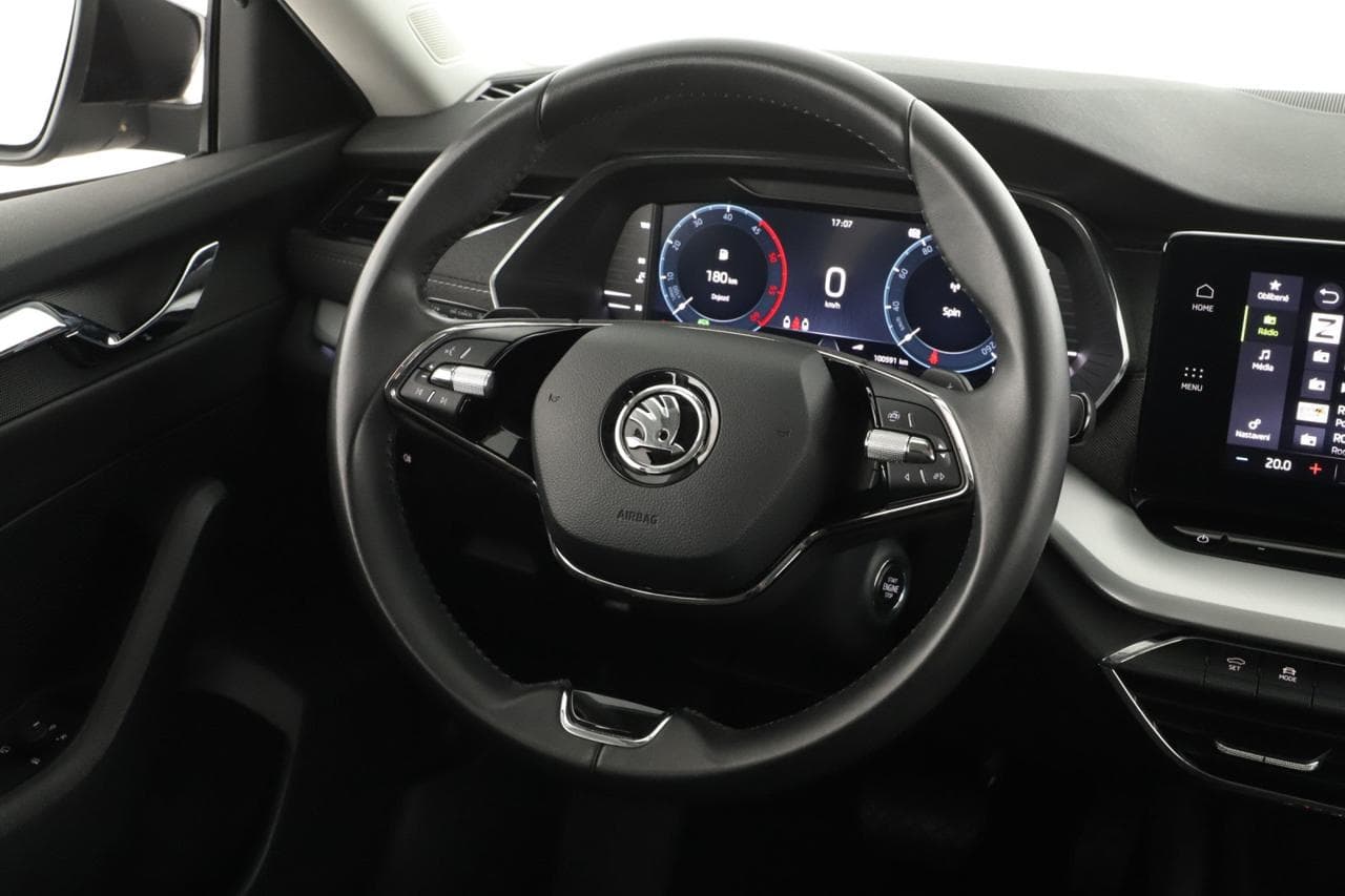 2022 Škoda OCTAVIA - 19