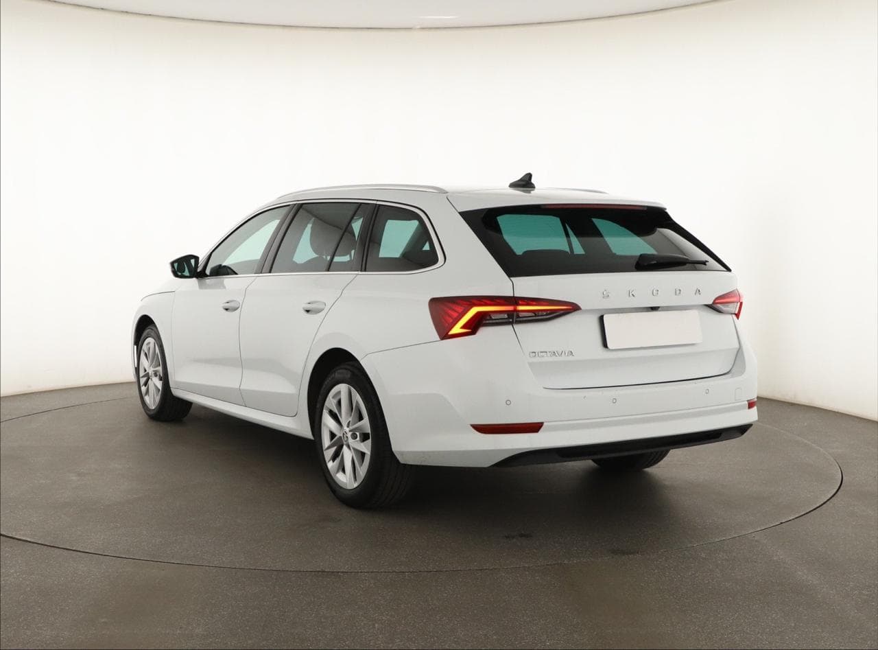 2022 Škoda OCTAVIA - 5