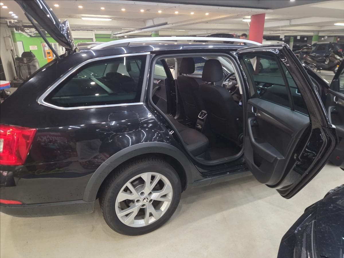 2015 Škoda OCTAVIA - 17