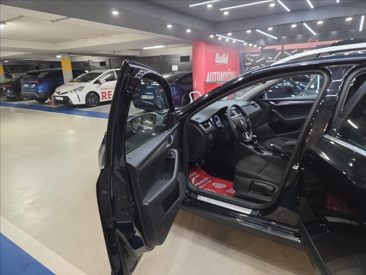 2015 Škoda OCTAVIA - 14