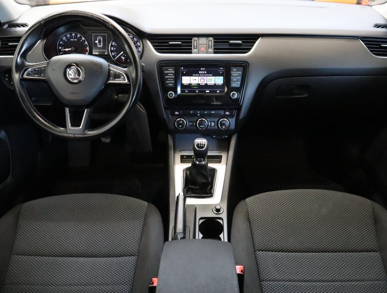 2015 Škoda OCTAVIA - 10