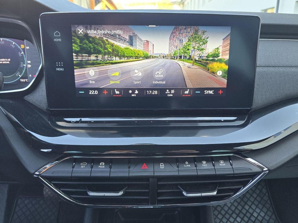 2022 Škoda OCTAVIA - 18