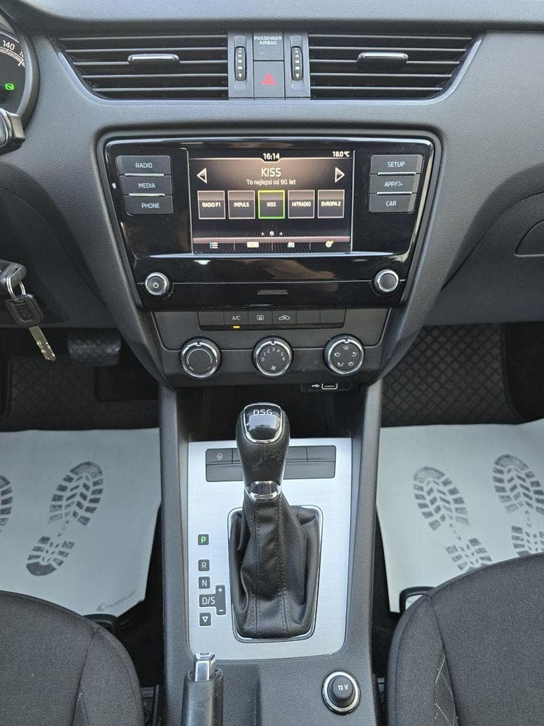 2020 Škoda OCTAVIA - 11