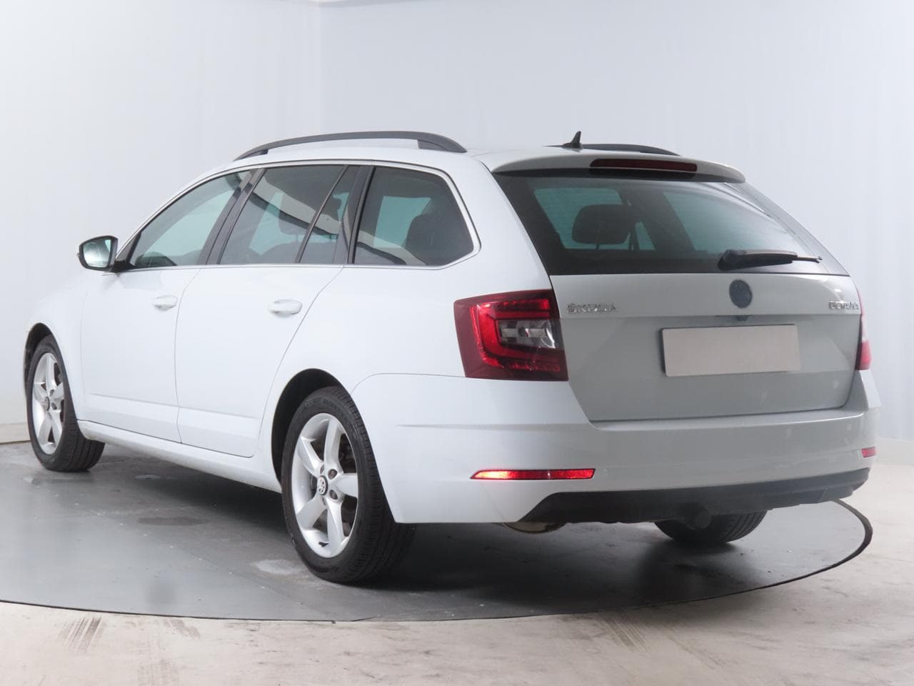 2018 Škoda OCTAVIA - 5