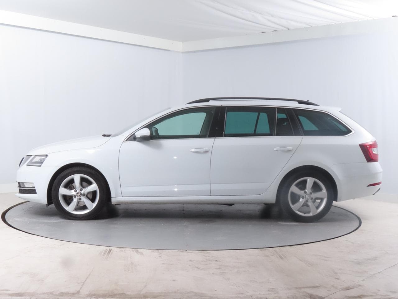 2018 Škoda OCTAVIA - 4
