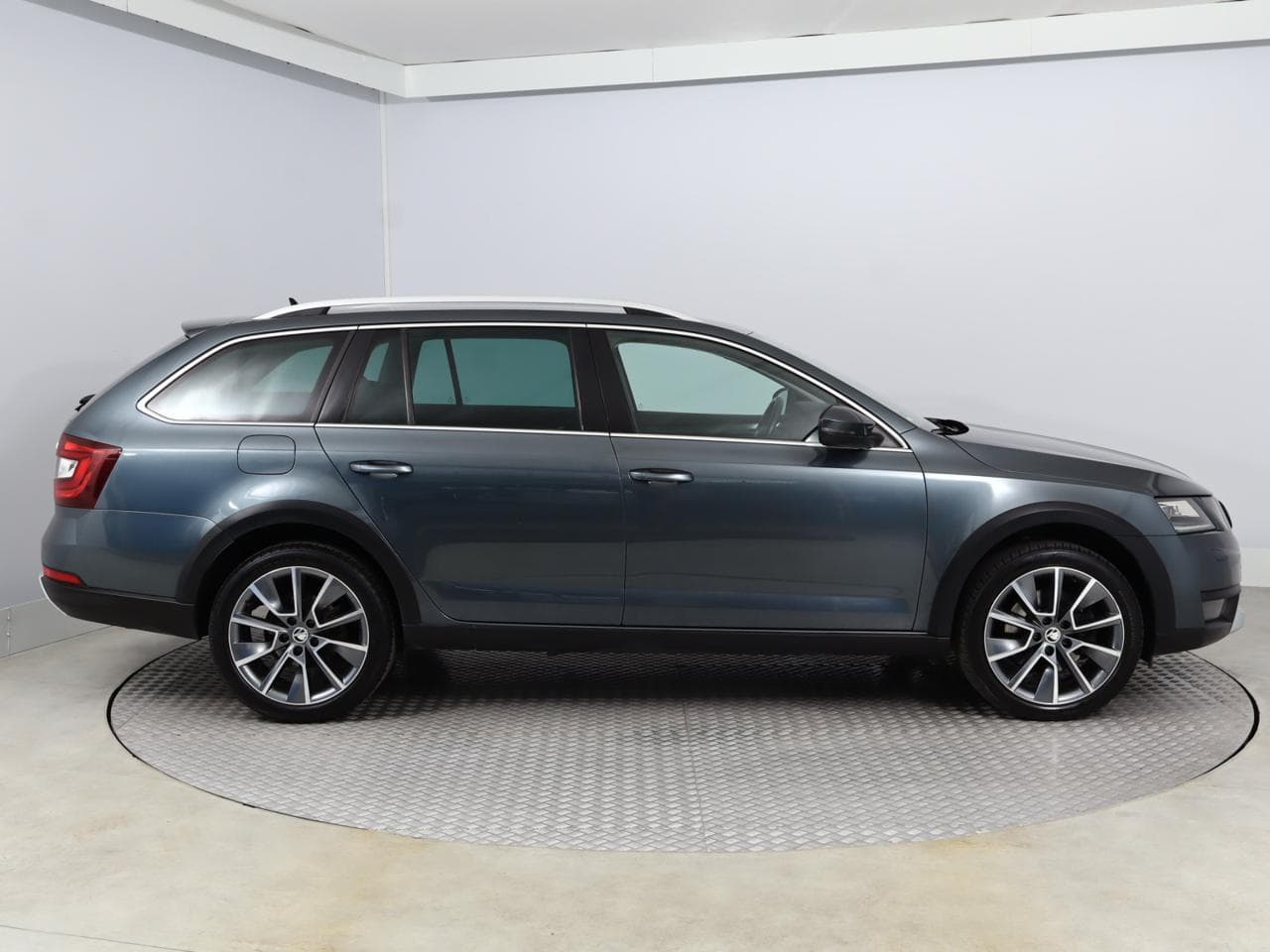 2019 Škoda OCTAVIA - 8