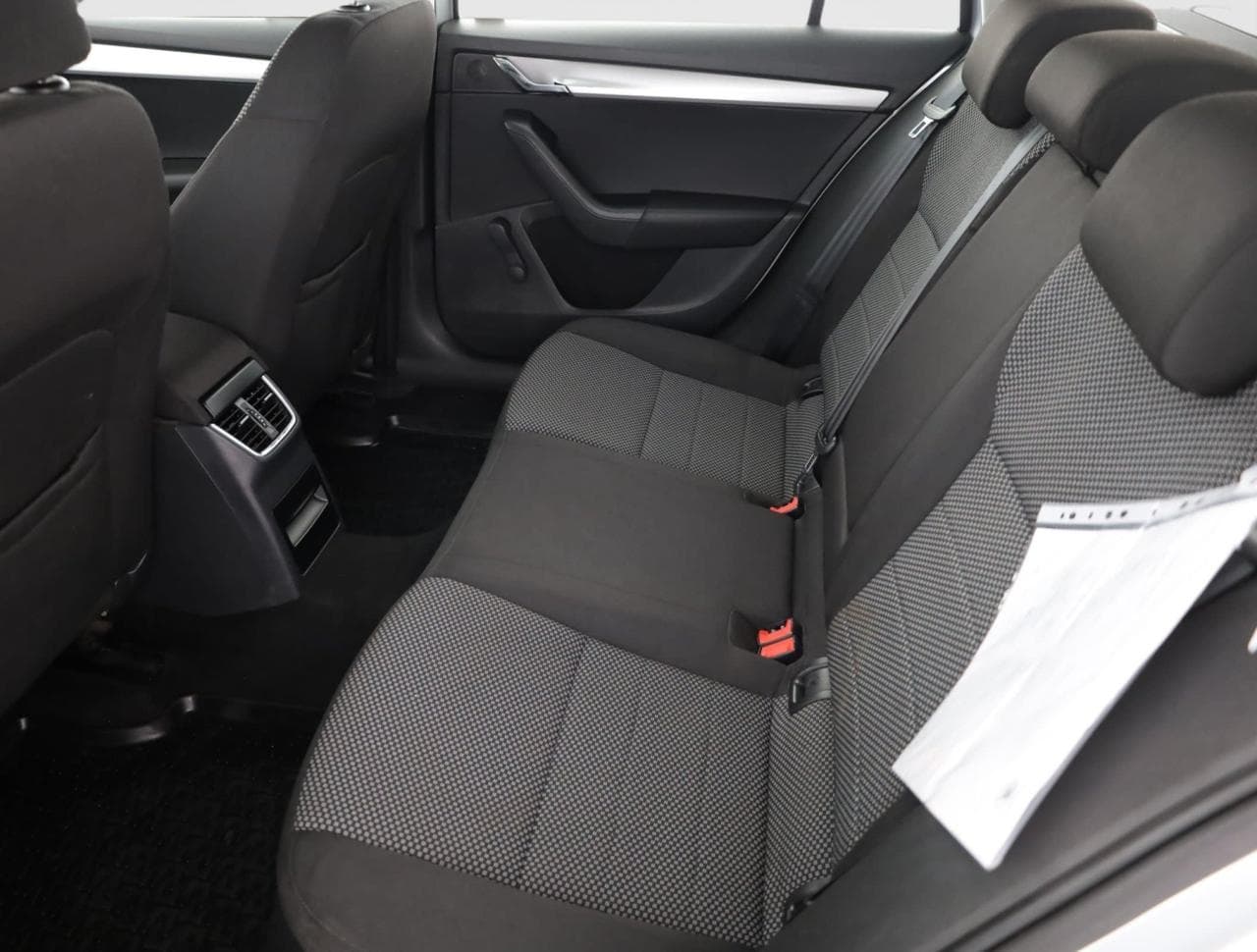 2015 Škoda OCTAVIA - 12