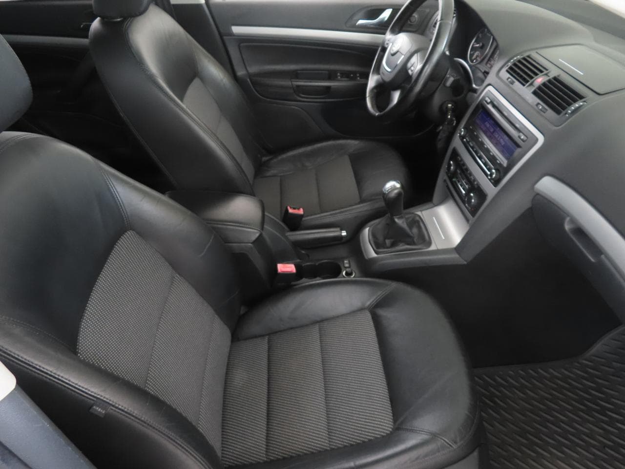 2010 Škoda OCTAVIA - 12