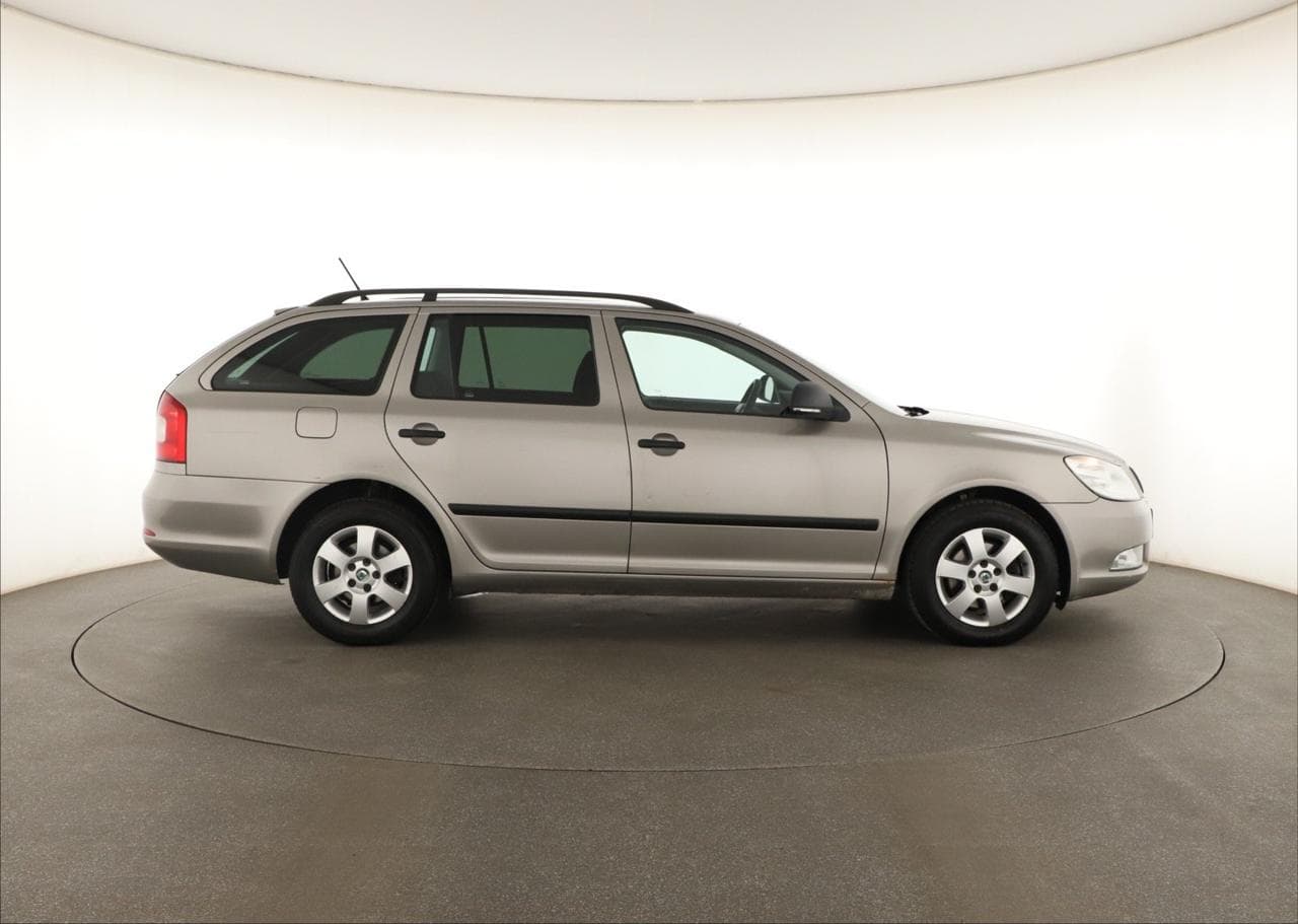 2012 Škoda OCTAVIA - 8
