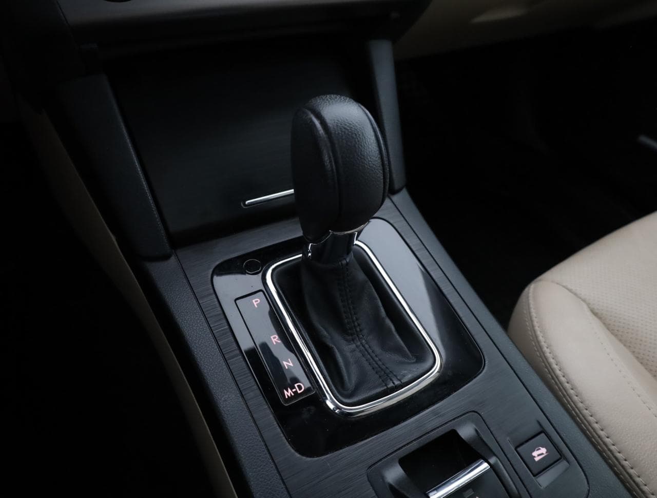 2016 Subaru OUTBACK - 17