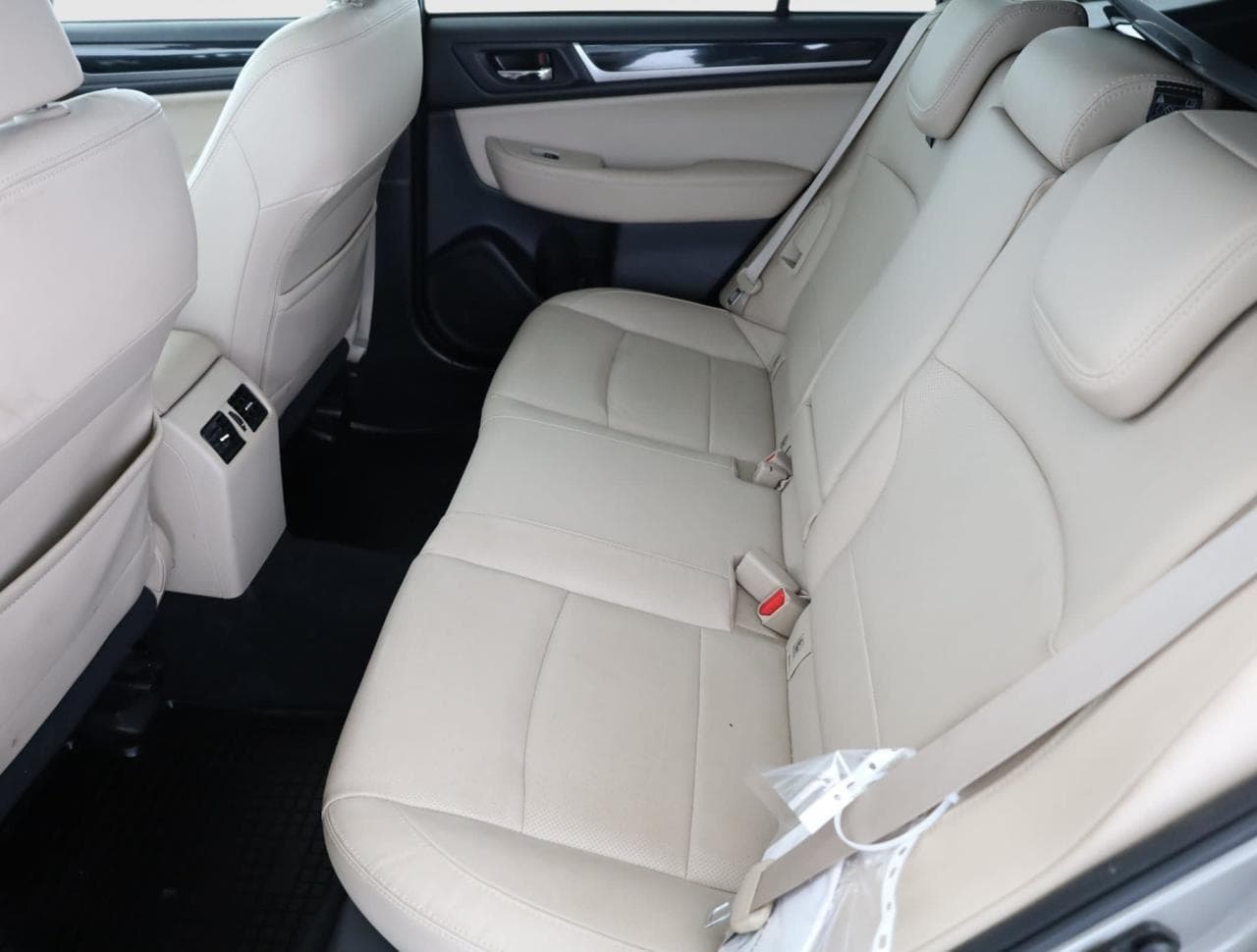 2016 Subaru OUTBACK - 12