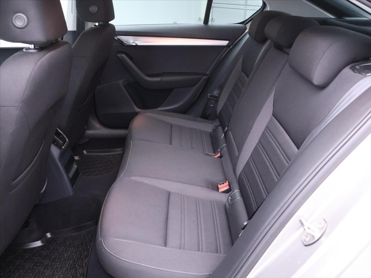 2018 Škoda Octavia - 16