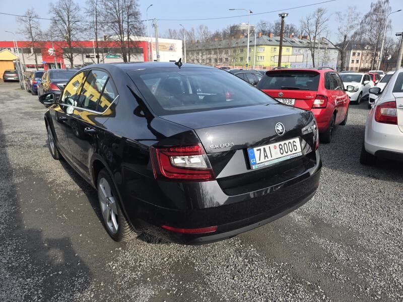 2019 Škoda Octavia - 3
