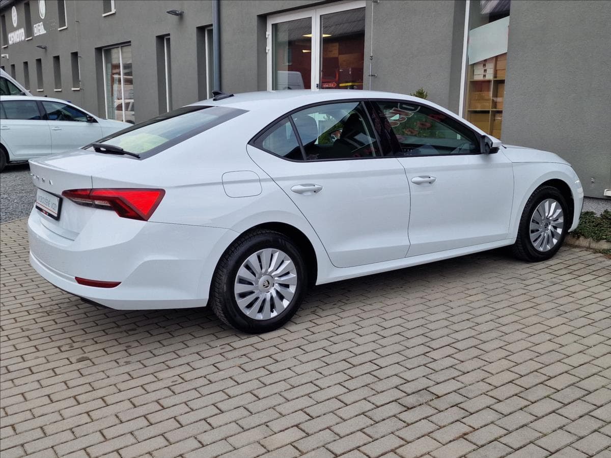 2021 Škoda Octavia - 11