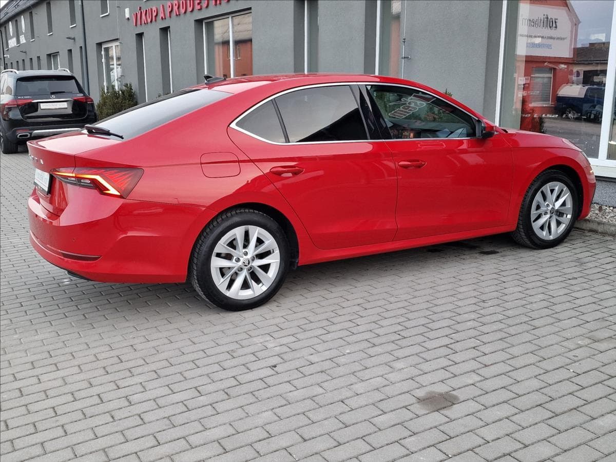 2022 Škoda Octavia - 11