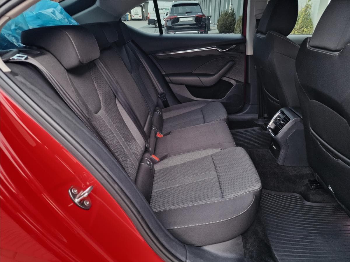 2022 Škoda Octavia - 15