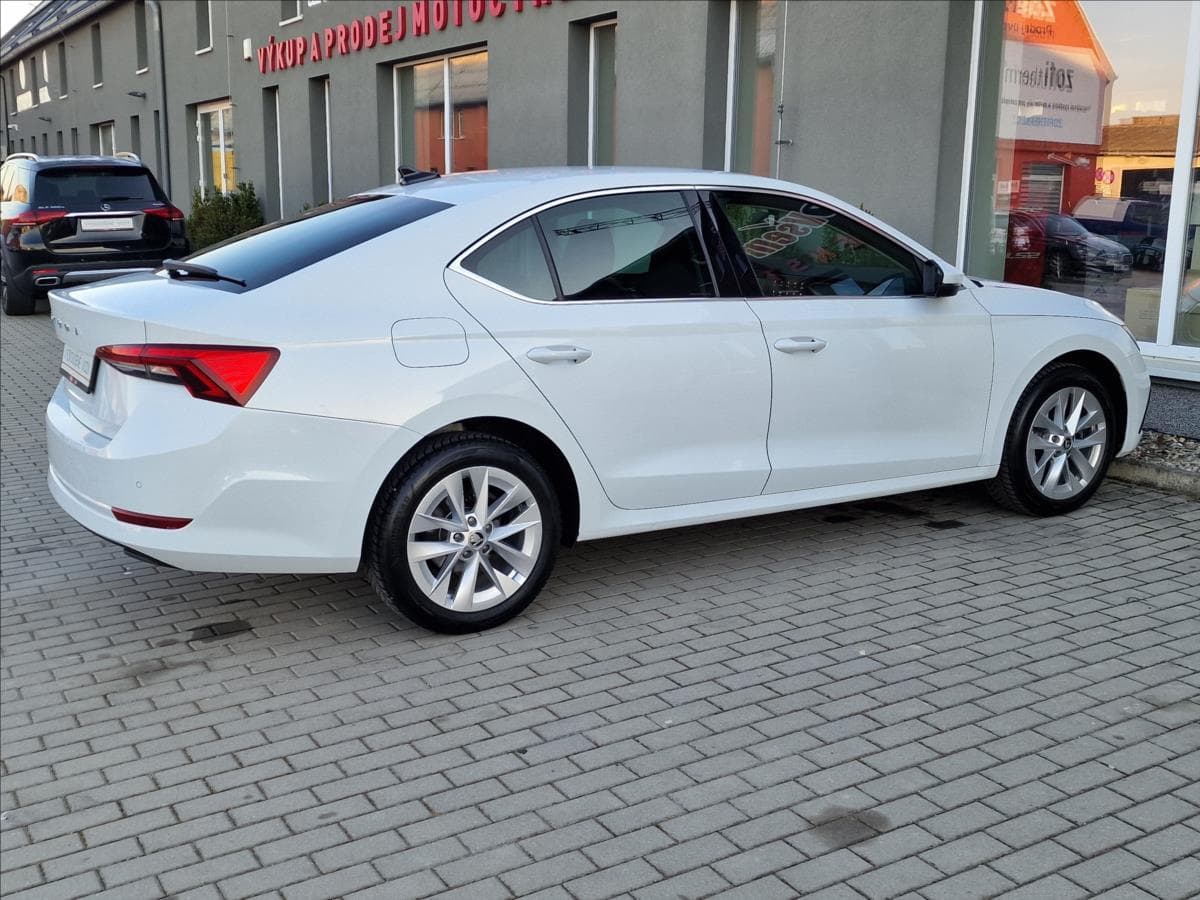 2021 Škoda OCTAVIA - 11
