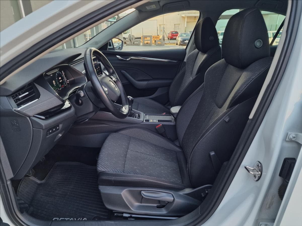 2021 Škoda OCTAVIA - 19