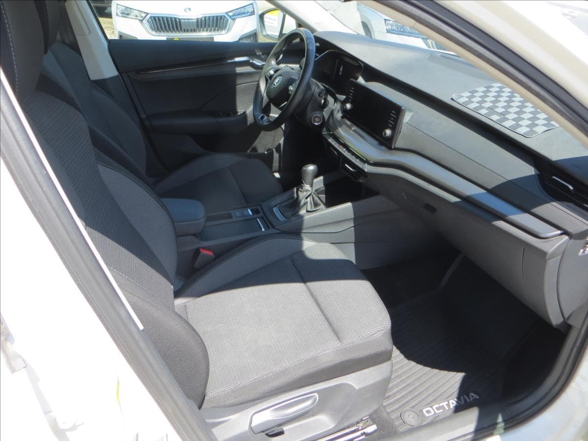 2023 Škoda OCTAVIA - 10