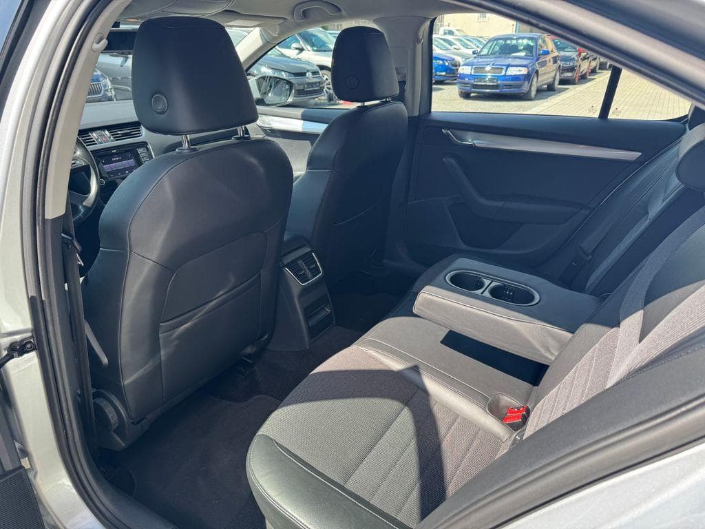 2013 Škoda OCTAVIA - 16