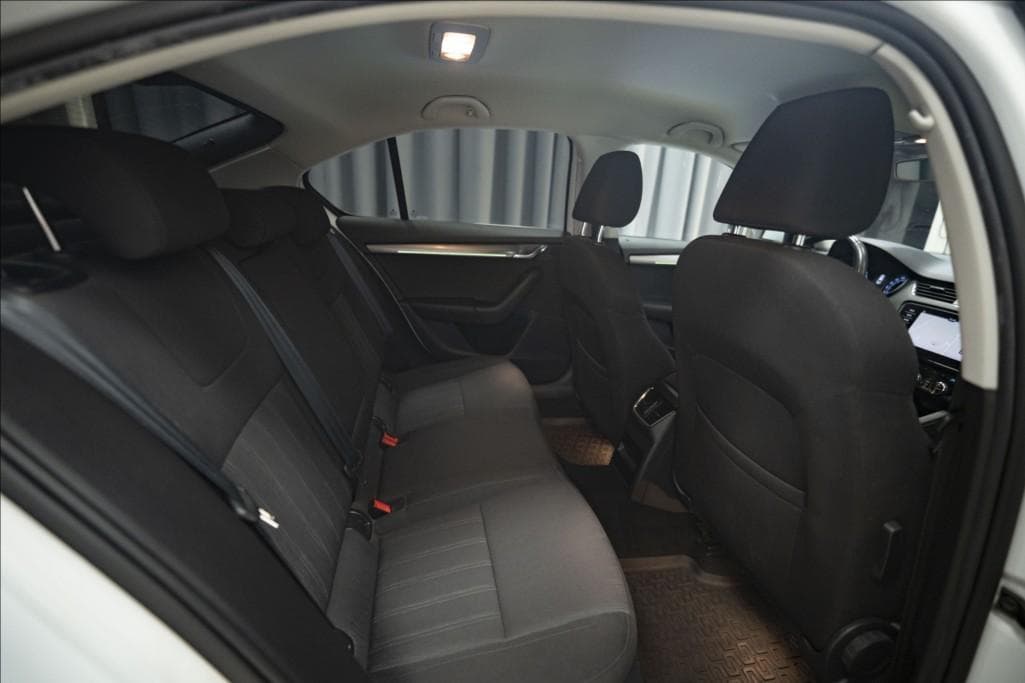 2017 Škoda OCTAVIA - 11