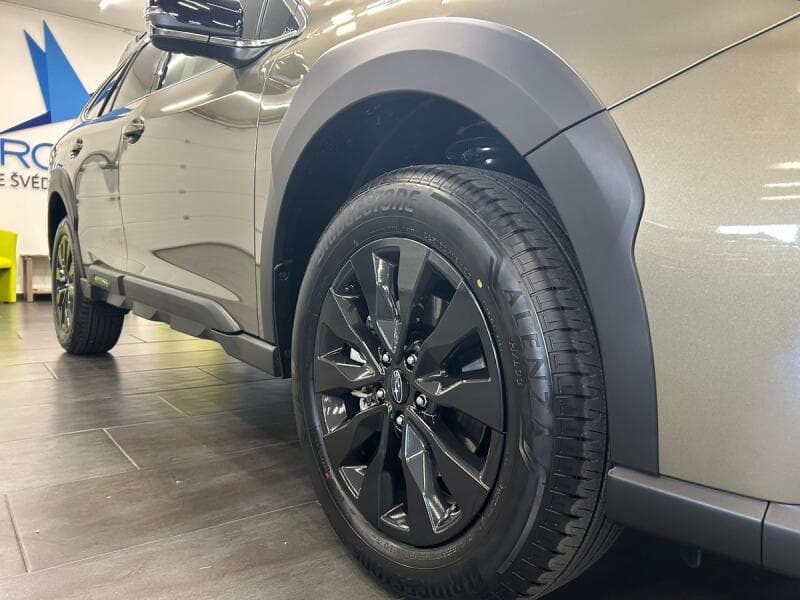 2025 Subaru Outback - 10