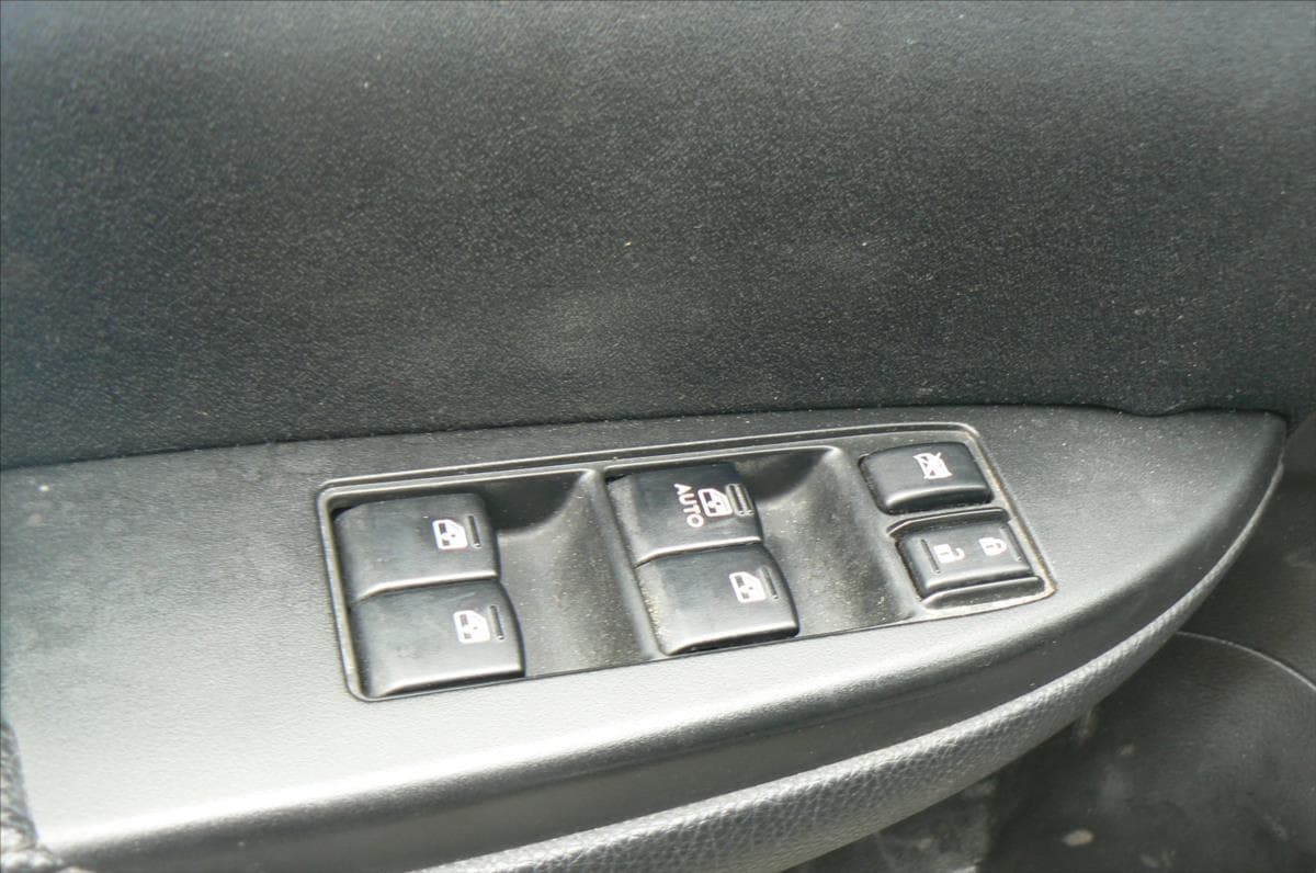 2014 Subaru Outback - 9