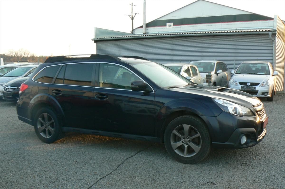 2014 Subaru Outback - 8