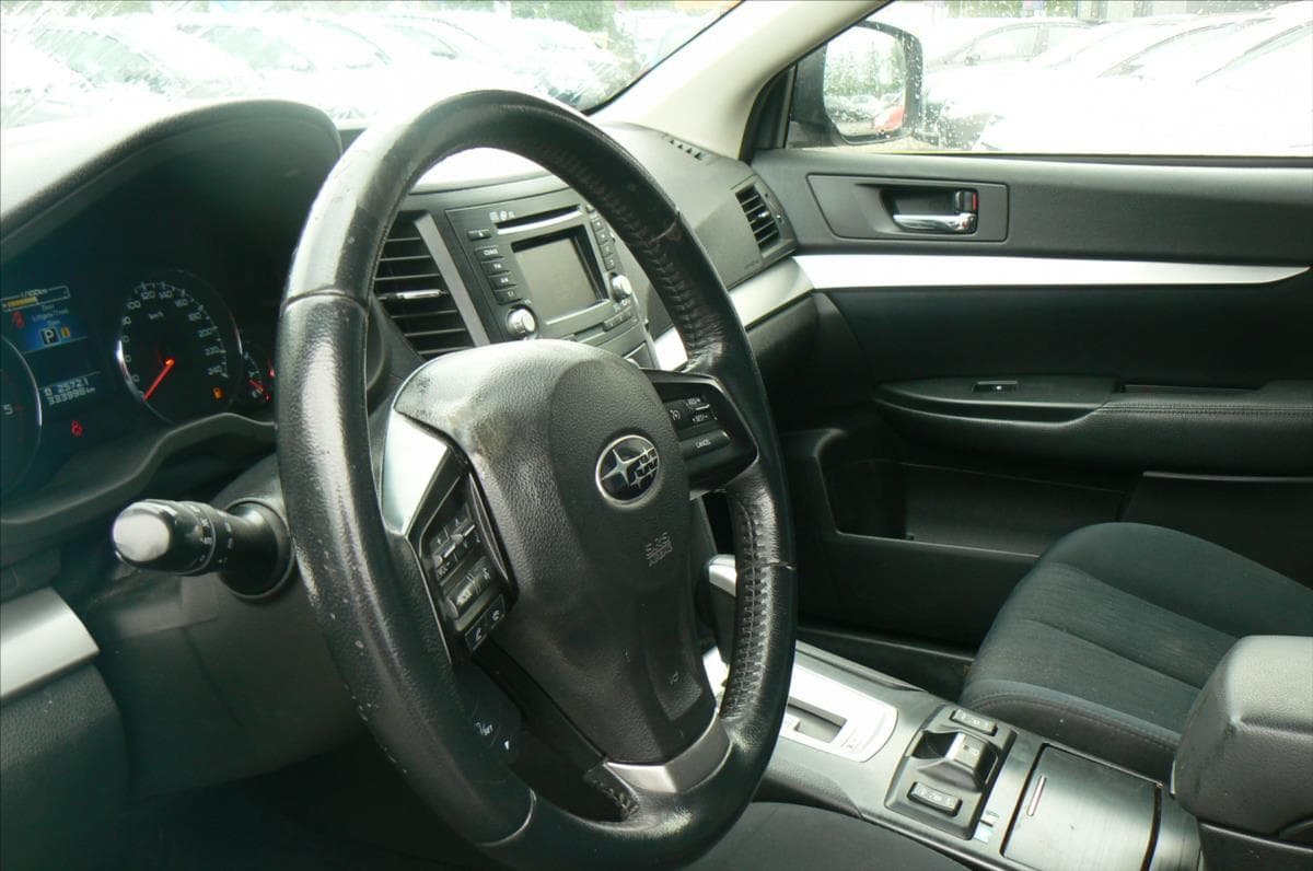 2014 Subaru Outback - 10