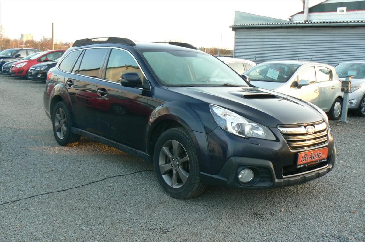 2014 Subaru Outback - 2