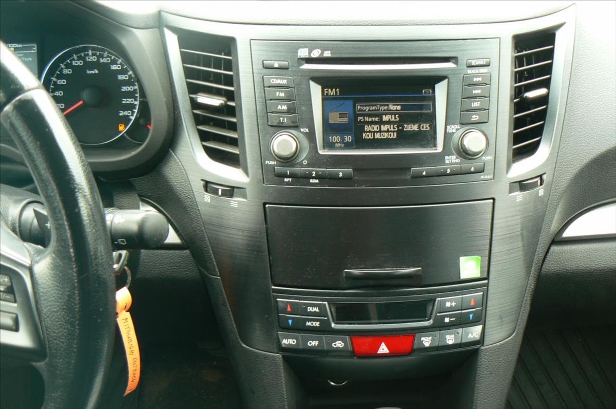 2014 Subaru Outback - 14