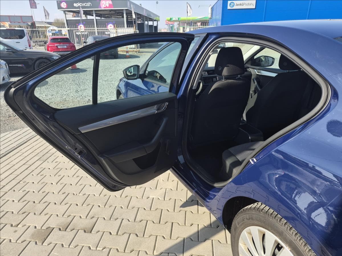 2017 Škoda OCTAVIA - 11
