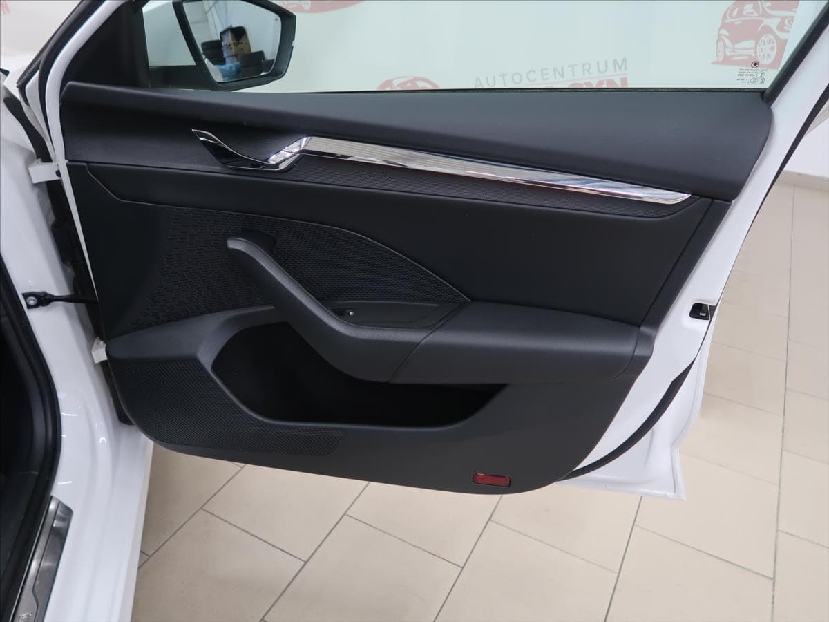 2020 Škoda OCTAVIA - 12