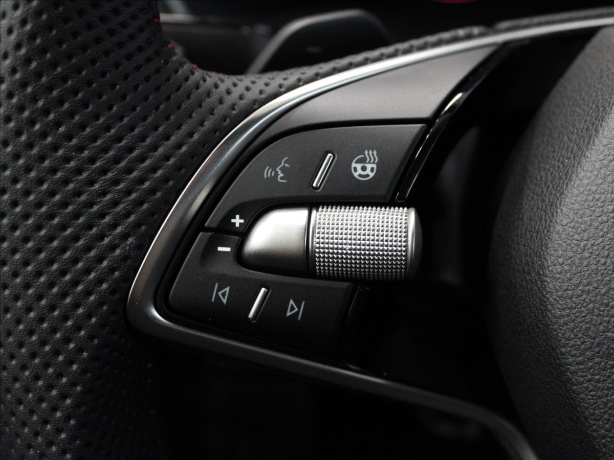 2025 Škoda OCTAVIA - 18