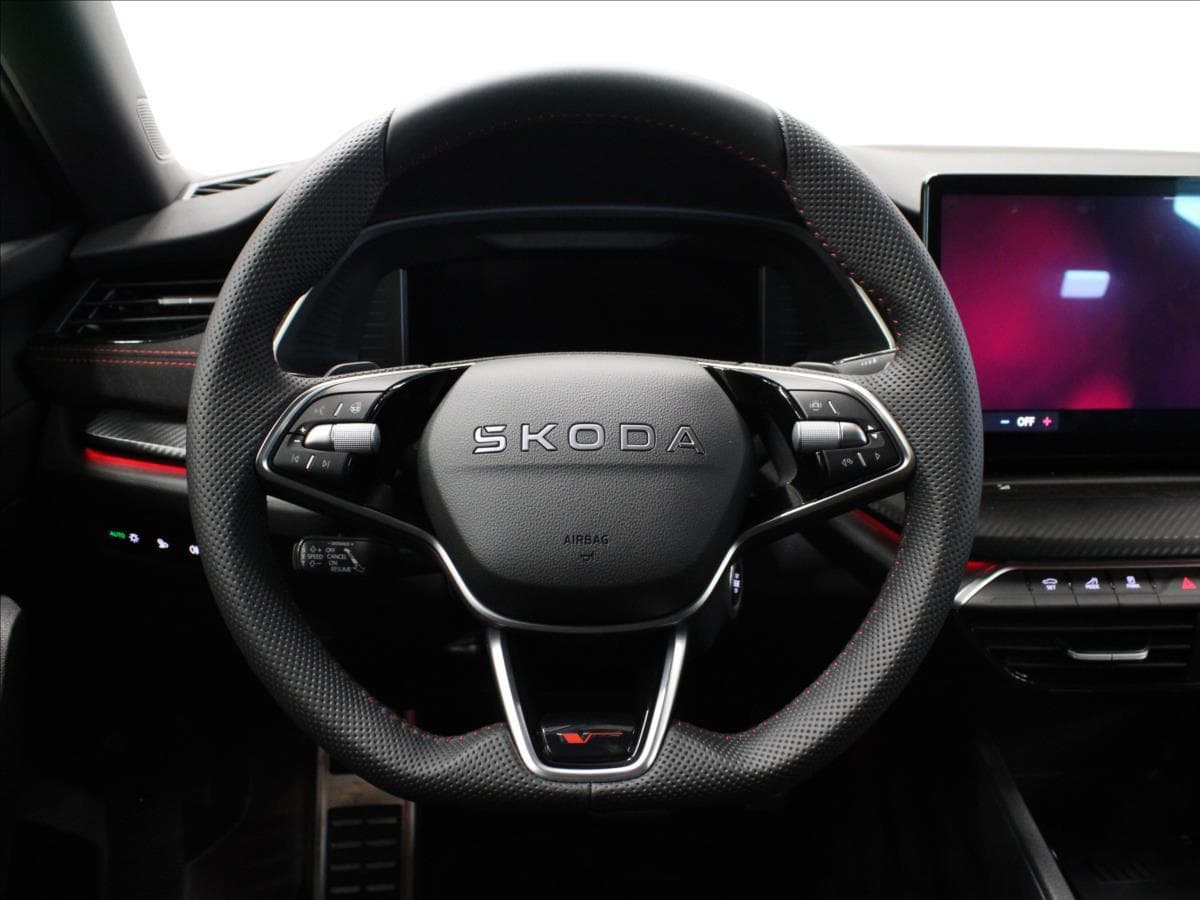 2025 Škoda OCTAVIA - 17