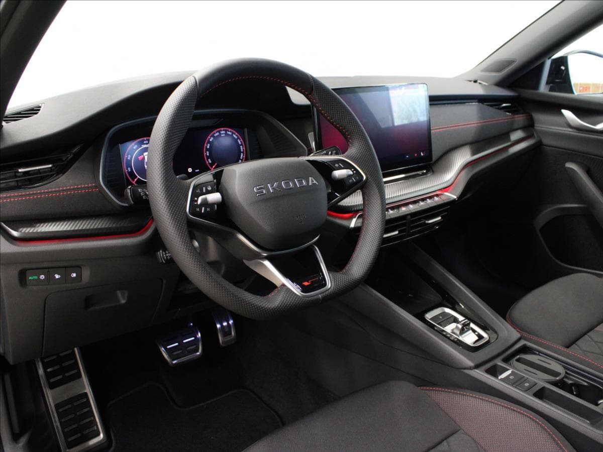 2025 Škoda OCTAVIA - 10