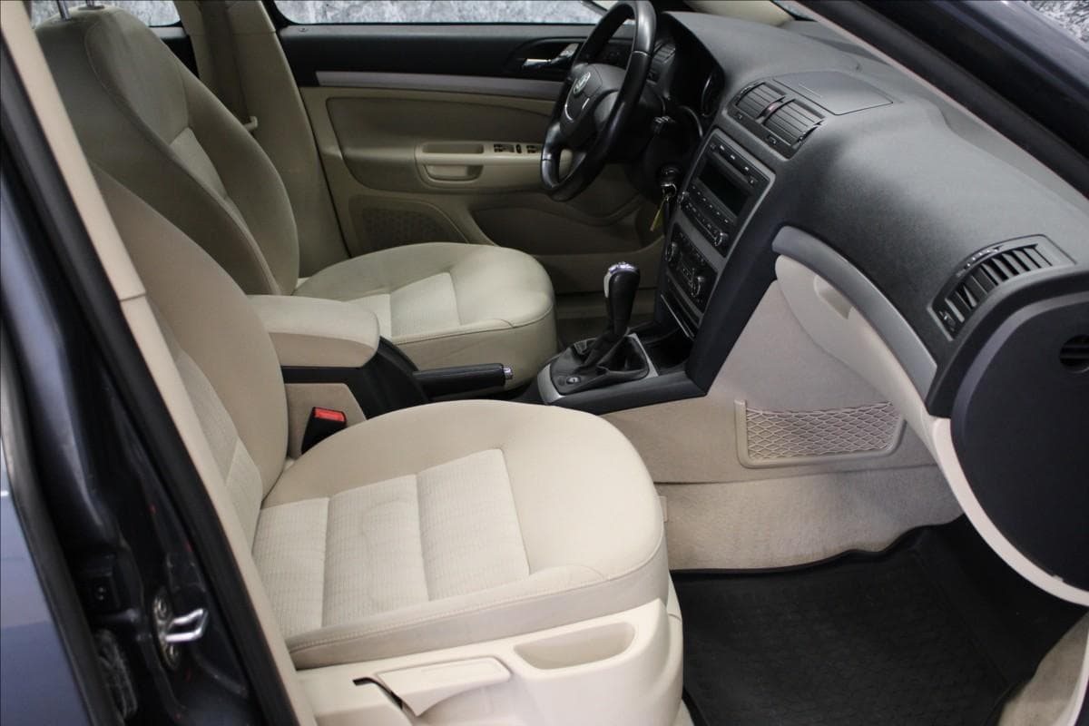 2009 Škoda OCTAVIA - 9
