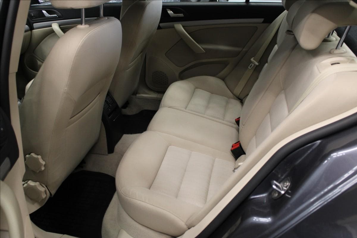 2009 Škoda OCTAVIA - 11