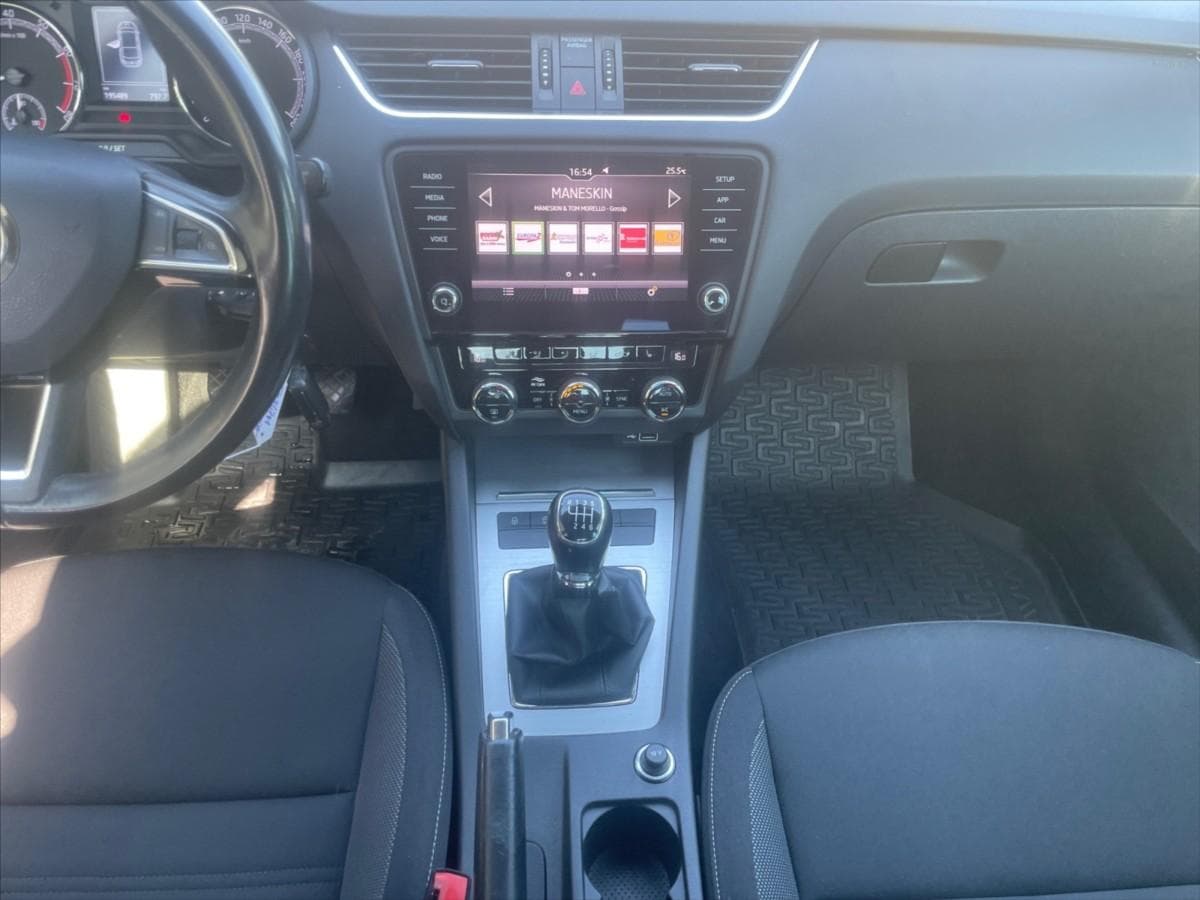 2019 Škoda OCTAVIA - 10