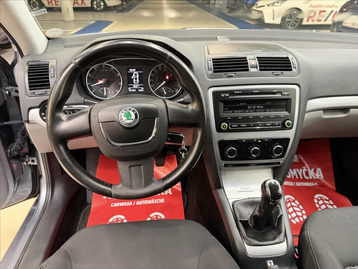 2013 Škoda OCTAVIA - 17