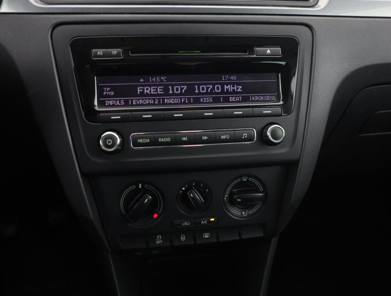 2015 Škoda Rapid - 16