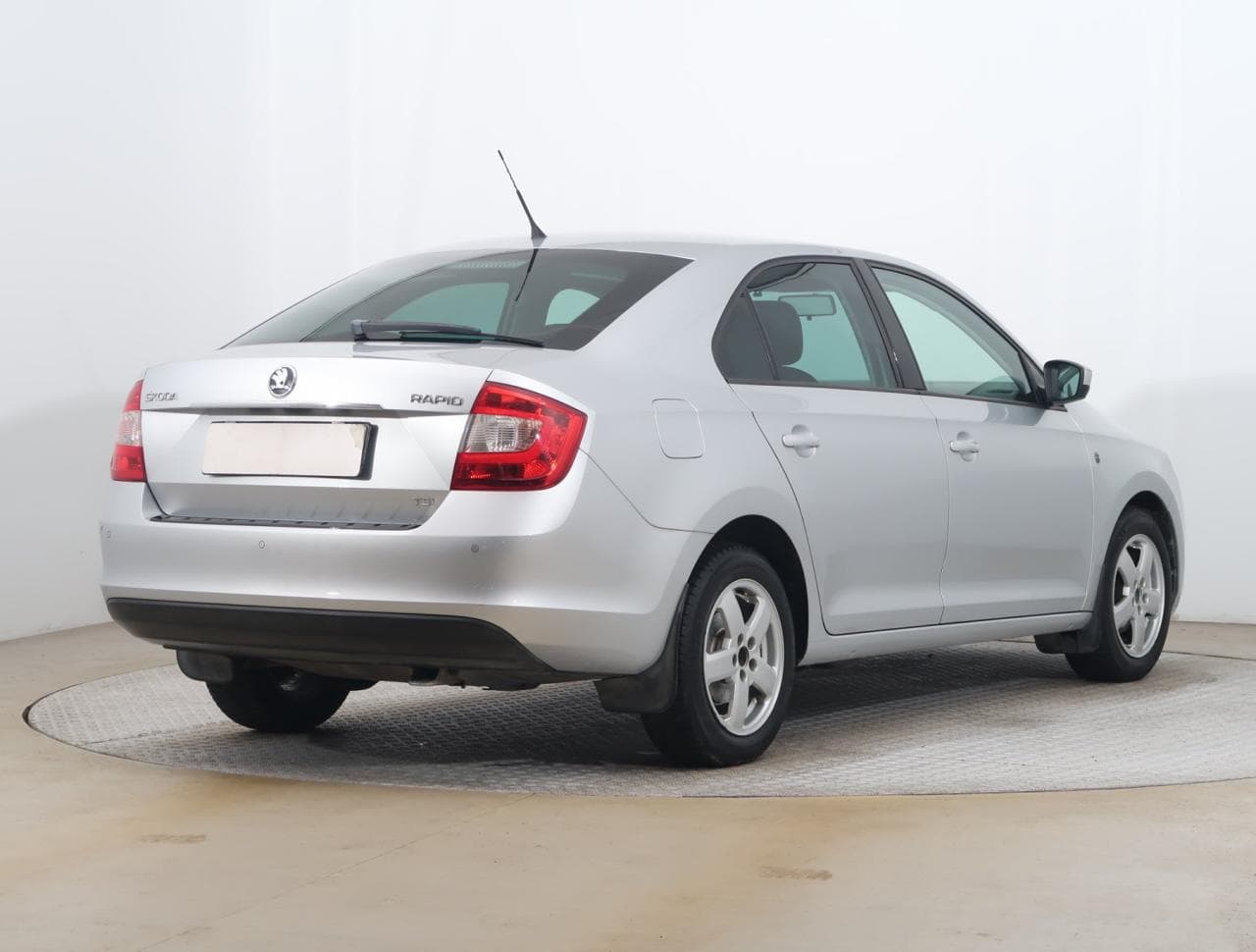 2013 Škoda RAPID - 7
