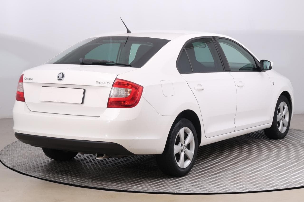 2013 Škoda RAPID - 7