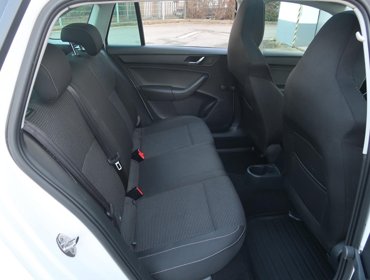 2014 Škoda RAPID - 13