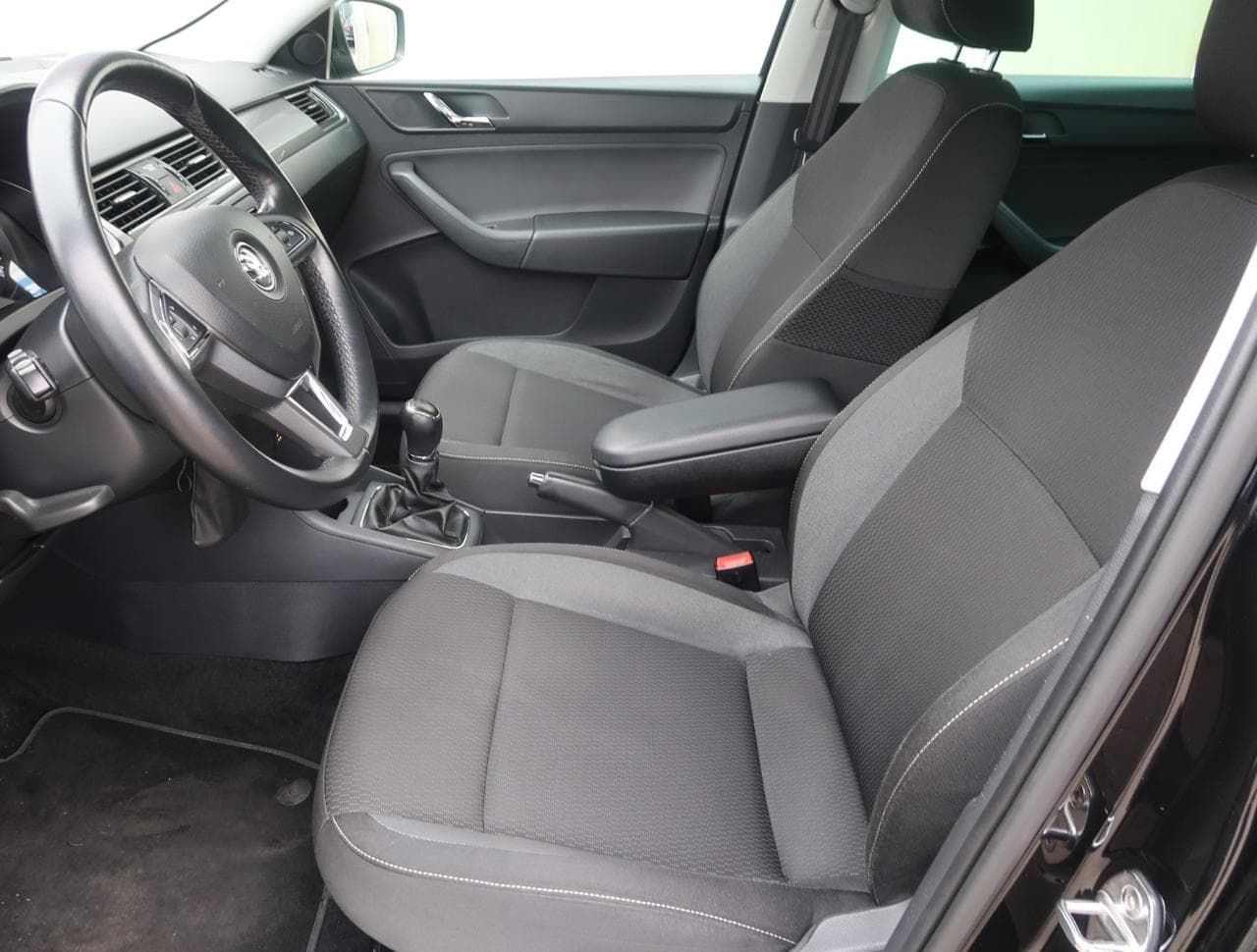 2014 Škoda Rapid - 16